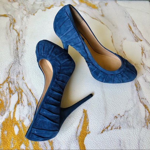 Zara Blue Suede Stilletos - Picture 10 of 11